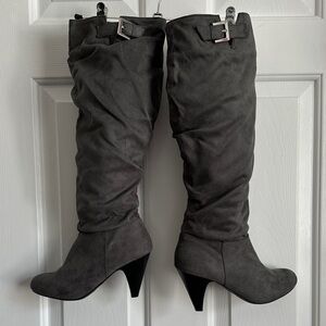 NEW Nine West Dark Gray Heeled Boots